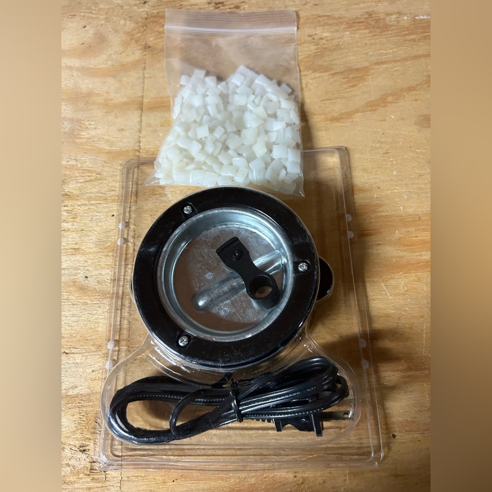 Hot Melt Electric Glue Pot Skillet with Glue Chips